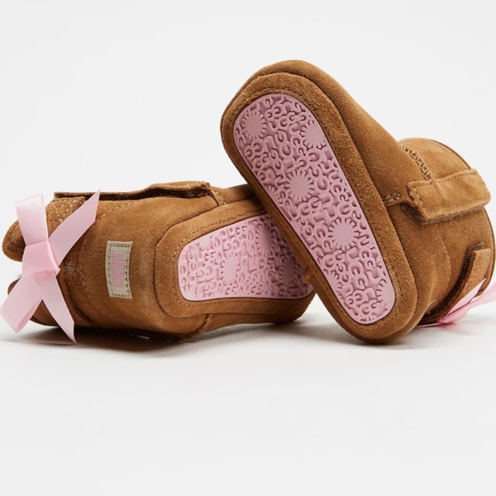 NWT - Baby Walker Ugg Jesse Bow II Booties Size 2/3 | Brown and Pink Kids Shoes